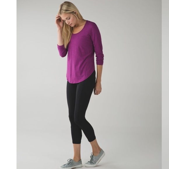Lululemon Yogini 5 Year Long Sleeve Tee in Heathered Regal Plum - Picture 5 of 12